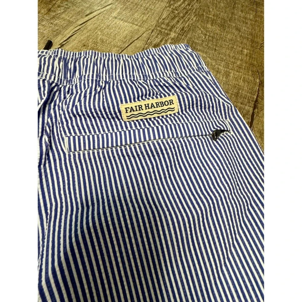 Fair Harbor The Bayberry Swim Trunks Blue White Seersucker Stripe Mens Small